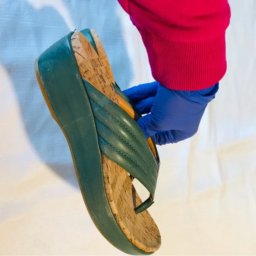 Kork-Ease wedges
